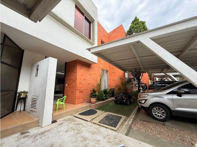 Casa de 3 alcobas en venta en Altos De Guadalupe, Cali, 153 m² · foto 19 de 20