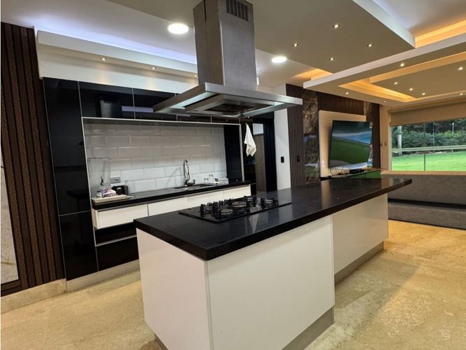 Casa de 6 alcobas en venta en Verde Horizonte, Cali, 662 m² · foto 23 de 24