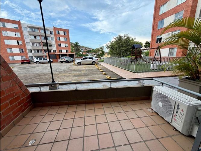 Apartamento en venta en El Bosque, Cali · foto 14 de 21