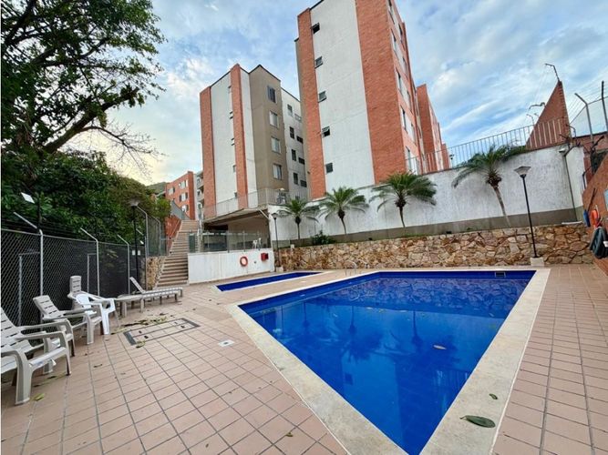 Apartamento en venta en El Bosque, Cali · foto 17 de 21