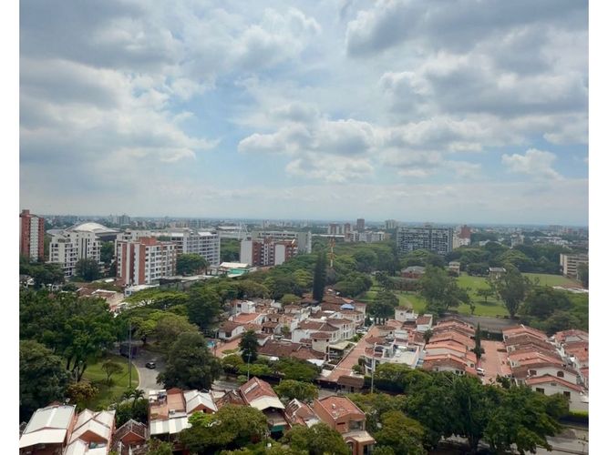 Apartamento de 3 alcobas en venta en Altos De Guadalupe, Cali, 110 m² · foto 4 de 24