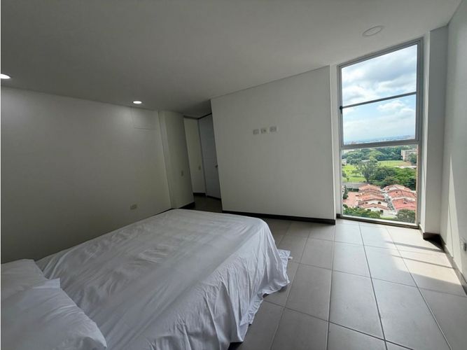Apartamento de 3 alcobas en venta en Altos De Guadalupe, Cali, 110 m² · foto 20 de 24