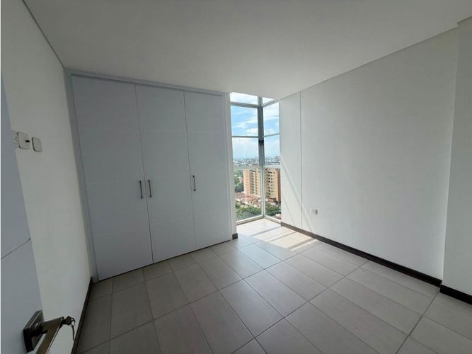 Apartamento de 3 alcobas en venta en Altos De Guadalupe, Cali, 110 m² · foto 23 de 24