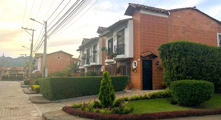 Casa de 3 alcobas en venta en La Ceja, 126 m² · foto 4 de 24