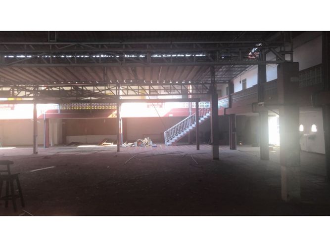 Bodega en arriendo en Santa Elena, Cali, 1600 m² · foto 5 de 24