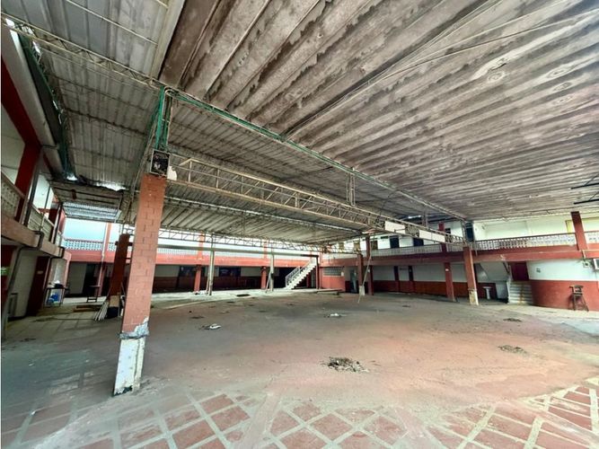 Bodega en arriendo en Santa Elena, Cali, 1600 m² · foto 6 de 24
