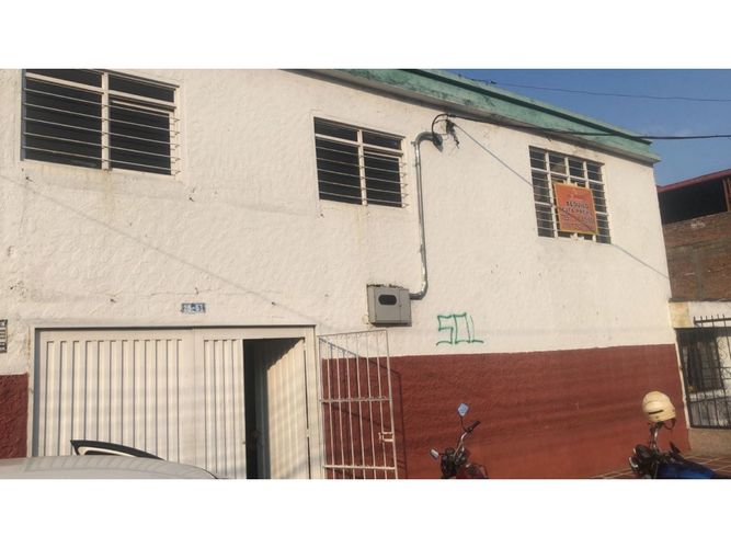 Bodega en arriendo en Santa Elena, Cali, 1600 m² · foto 10 de 24
