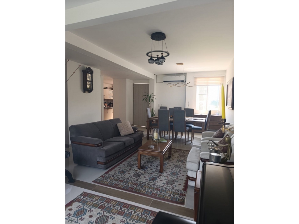 Casa en Venta en El Castillo, Cali