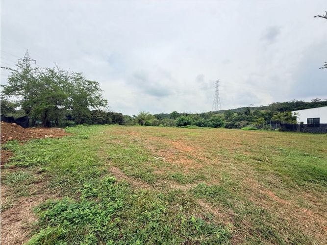 Lote en venta en Pance, Cali, 5470 m² · foto 2 de 14