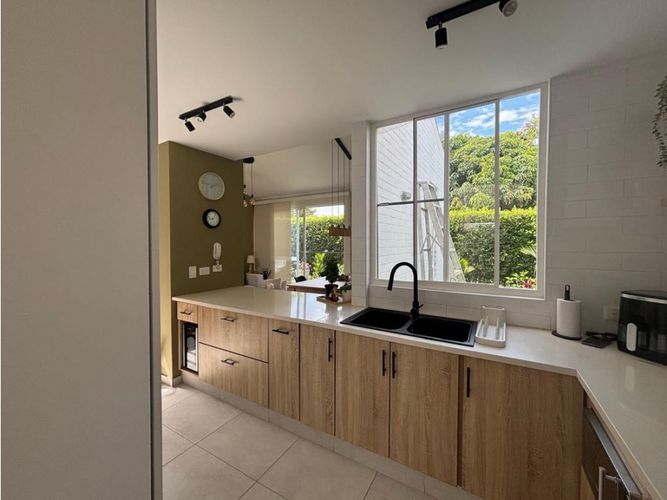 Casa de 3 alcobas en venta en El Castillo, Jamundí, 124 m² · foto 3 de 17