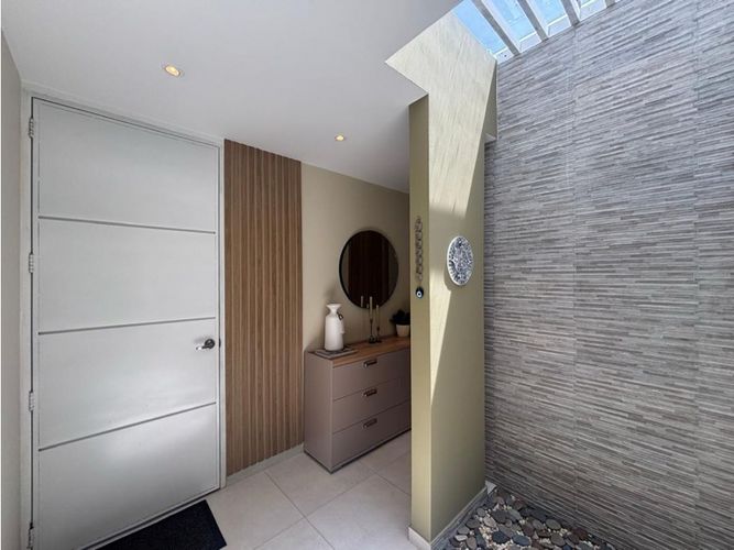Casa de 3 alcobas en venta en El Castillo, Jamundí, 124 m² · foto 6 de 17