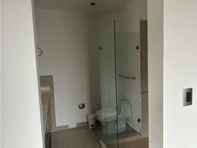 Apartamento de 4 alcobas en venta en Pance, Cali, 222 m² · foto 10 de 18