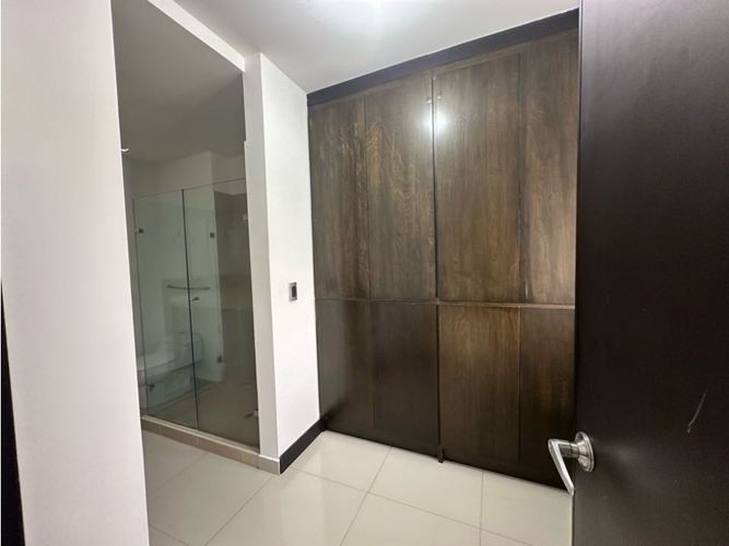 Apartamento de 4 alcobas en venta en Pance, Cali, 222 m² · foto 11 de 18
