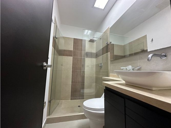 Apartamento de 4 alcobas en venta en Pance, Cali, 222 m² · foto 15 de 18