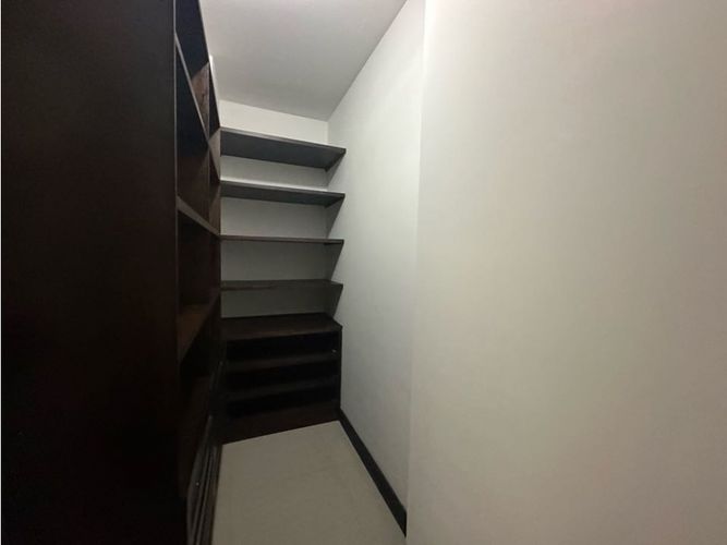 Apartamento de 4 alcobas en venta en Pance, Cali, 222 m² · foto 16 de 18