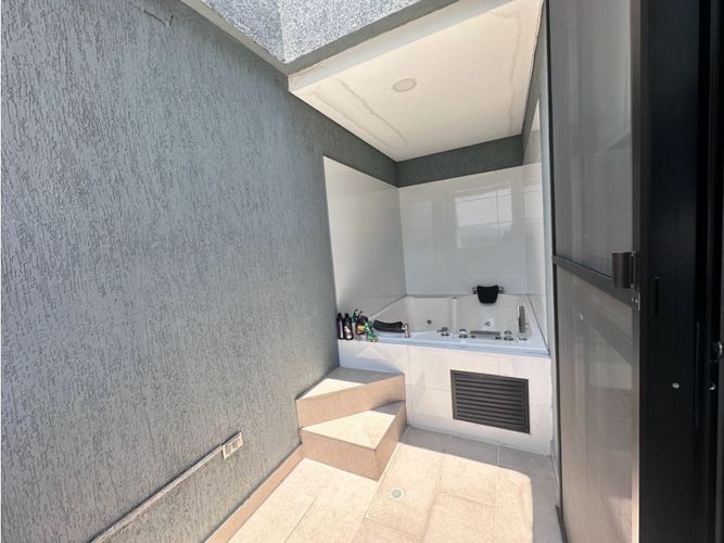 Apartamento de 3 alcobas en venta en Cuarto De Legua - Guadalupe, Cali, 168 m² · foto 14 de 18