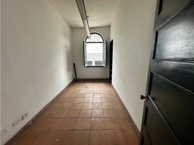 Edificio en venta en Santa Rosa, Cali, 378 m² · foto 9 de 17