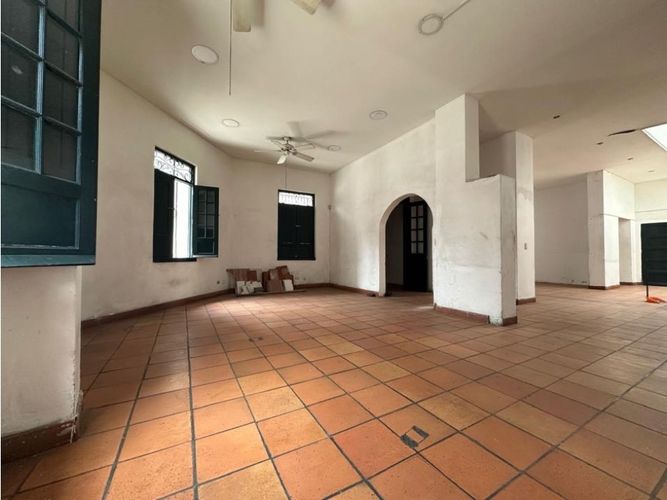 Edificio en venta en Santa Rosa, Cali, 378 m² · foto 14 de 17