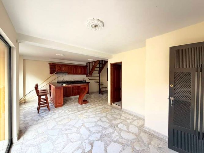 Apartamento de 2 alcobas en venta en San Antonio De Pereira, Rionegro, 66 m² · foto 2 de 13