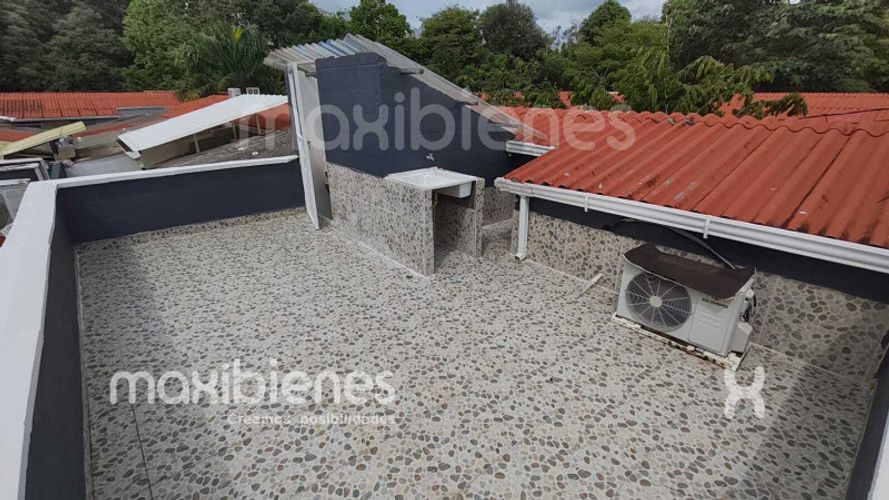 Apartamento de 4 alcobas en arriendo en El Salvador, Apartado, 140 m² · foto 19 de 20
