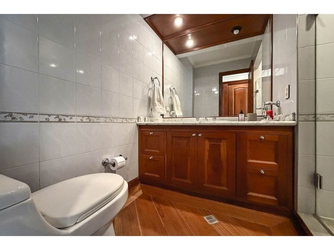Apartamento de 3 alcobas en venta en Santa Barbara Alta, Bogotá, 305 m² · foto 19 de 21