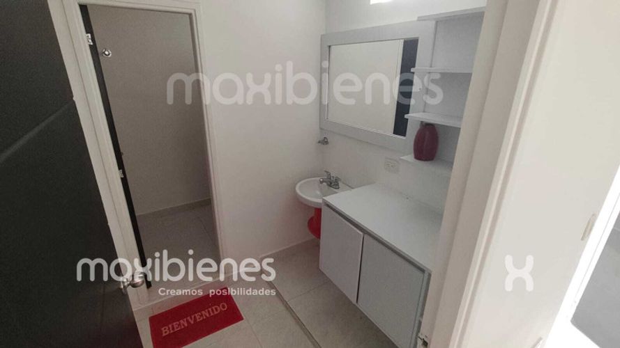 Apartamento de 4 alcobas en venta en El Salvador, Apartado, 140 m² · foto 4 de 20