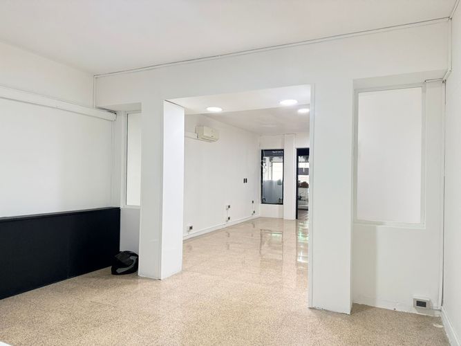 Local en arriendo en El Poblado, Medellín, 85 m² · foto 3 de 11