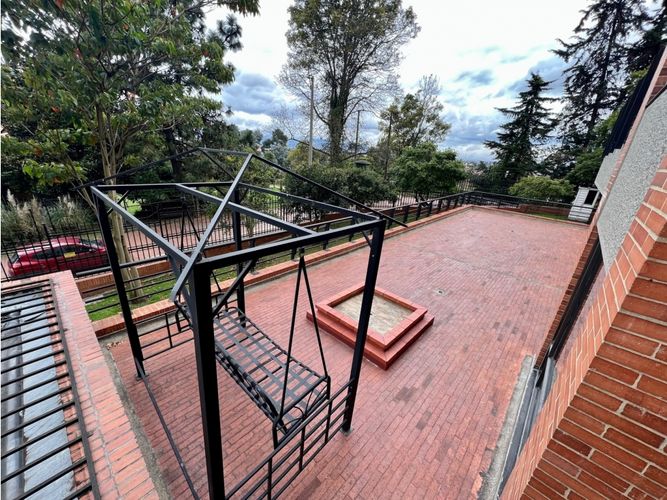 Apartamento de 3 alcobas en venta en Niza, Bogotá, 210 m² · foto 7 de 24