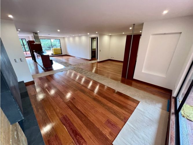 Apartamento de 3 alcobas en venta en Niza, Bogotá, 210 m² · foto 15 de 24