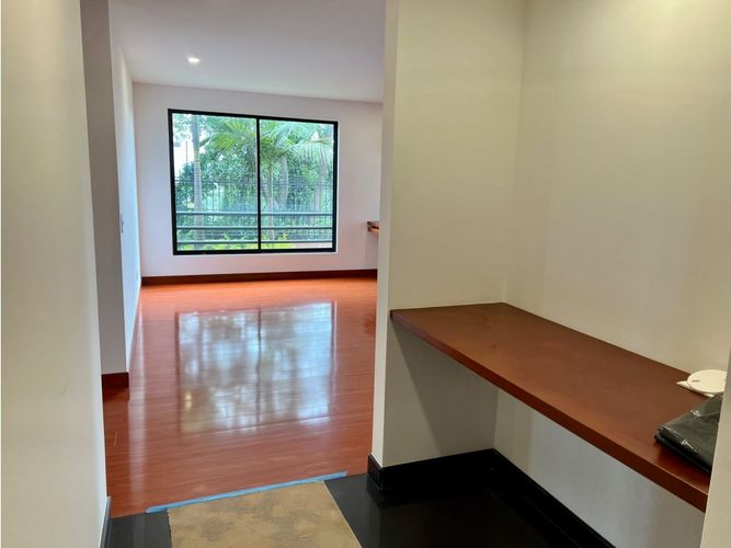 Apartamento de 3 alcobas en venta en Niza, Bogotá, 210 m² · foto 17 de 24
