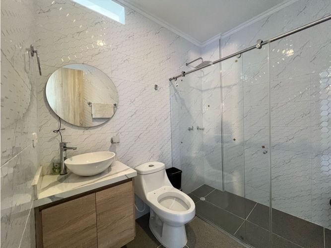 Casa de 3 alcobas en venta en Los Zipas, Girardot, 114 m² · foto 13 de 24