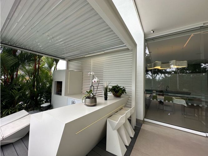 Casa de 5 alcobas en venta en Sector La Luisa Bella Suiza, Cali, 1000 m² · foto 11 de 20