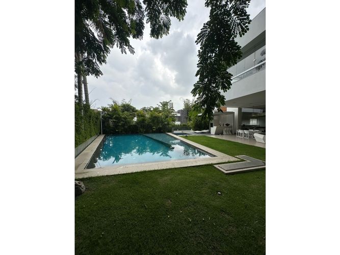 Casa de 5 alcobas en venta en Sector La Luisa Bella Suiza, Cali, 1000 m² · foto 19 de 20