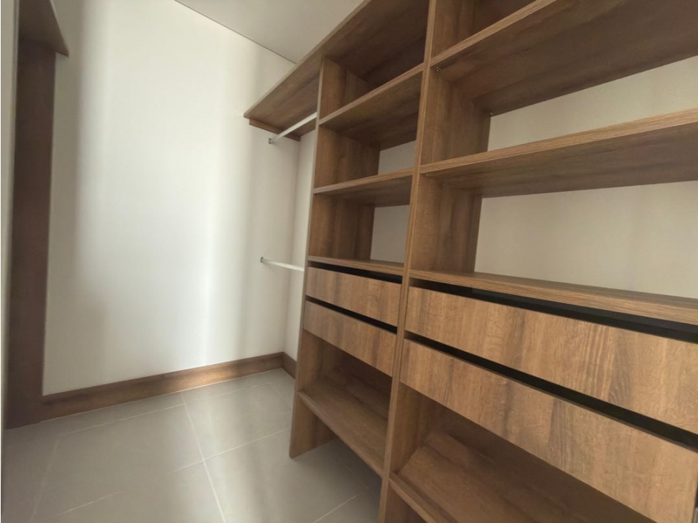 Apartamento en venta en Pance, Cali · foto 9 de 18