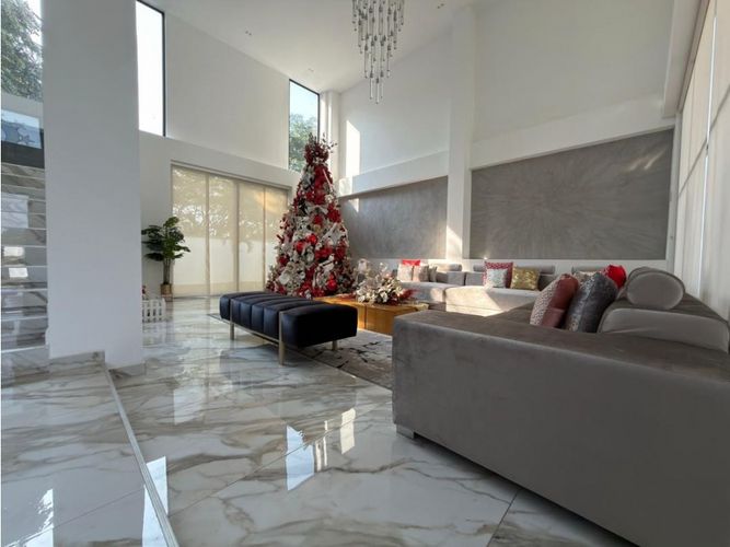 Casa de 5 alcobas en venta en La Morada, Jamundí, 800 m² · foto 4 de 17