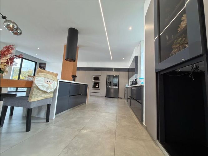 Casa de 5 alcobas en venta en La Morada, Jamundí, 800 m² · foto 7 de 17