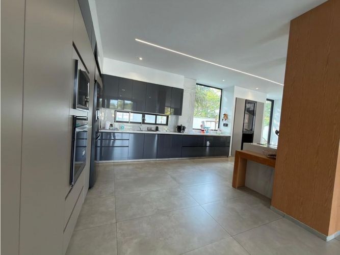 Casa de 5 alcobas en venta en La Morada, Jamundí, 800 m² · foto 8 de 17