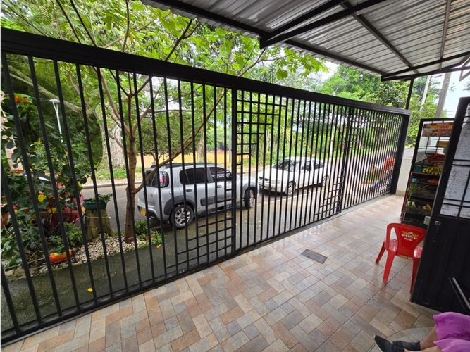 Casa de 4 alcobas en venta en Lagos Iii, Floridablanca, 183 m² · foto 3 de 17