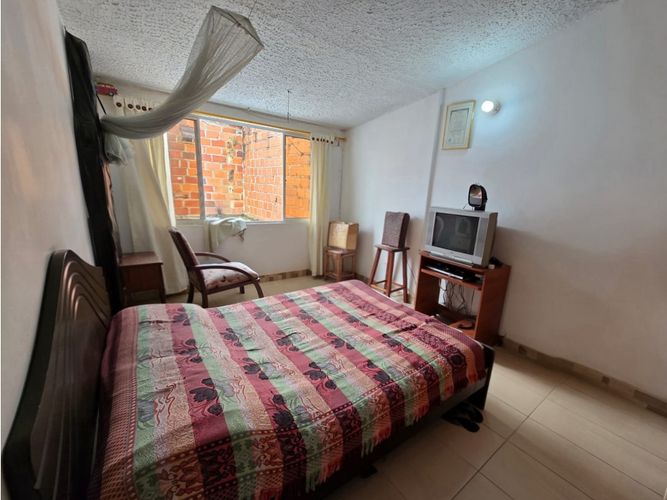 Casa de 4 alcobas en venta en Lagos Iii, Floridablanca, 183 m² · foto 13 de 17