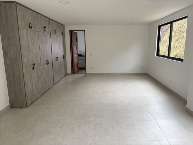 Finca en arriendo en El Carmen de Viboral, 400 m² · foto 15 de 24
