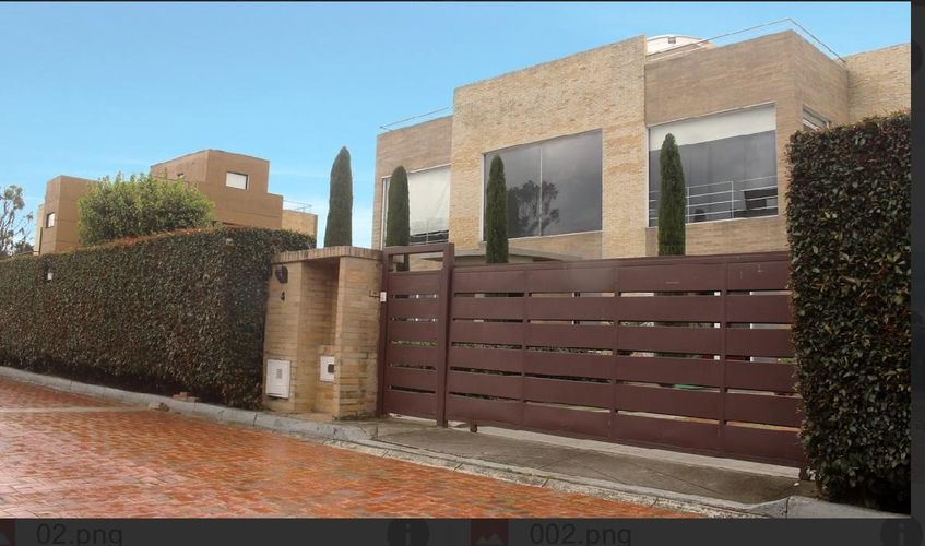 Casa de 4 alcobas en venta en Cr. Bambu, Cajicá, 324 m² · foto 4 de 13