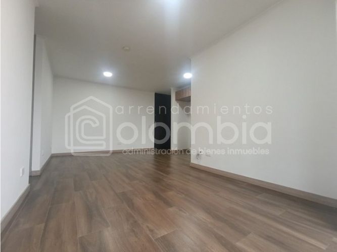 Apartamento en venta en Viviendas Del Sur, Itagüí · foto 3 de 17
