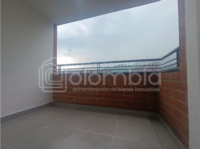 Apartamento en venta en Viviendas Del Sur, Itagüí · foto 7 de 17