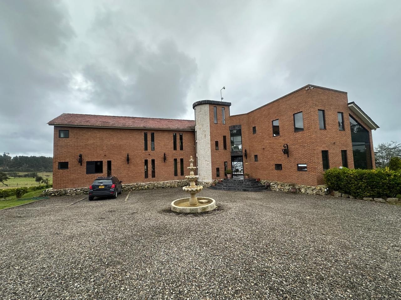 Casa Campestre en Arriendo en Yerbabuena, Chía