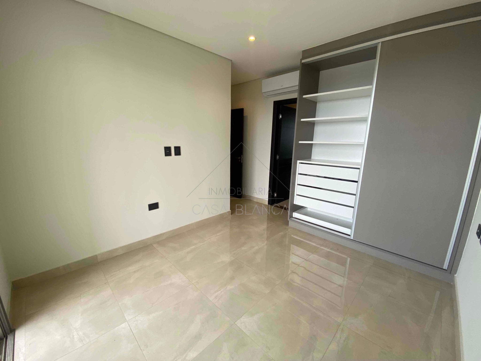Departamento en Alquiler — foto 3