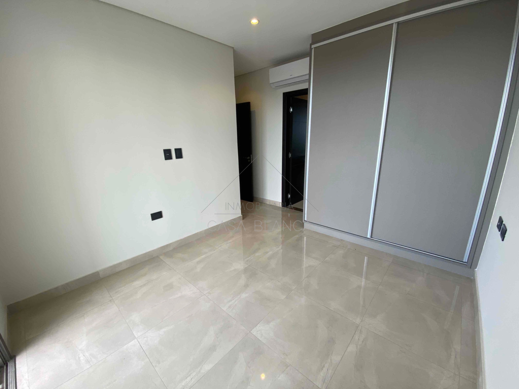 Departamento en Alquiler — foto 2