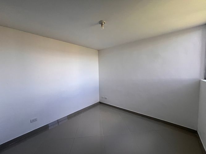 Apartamento de 3 alcobas en venta en Fontibon, Rionegro, 57 m² · foto 8 de 16