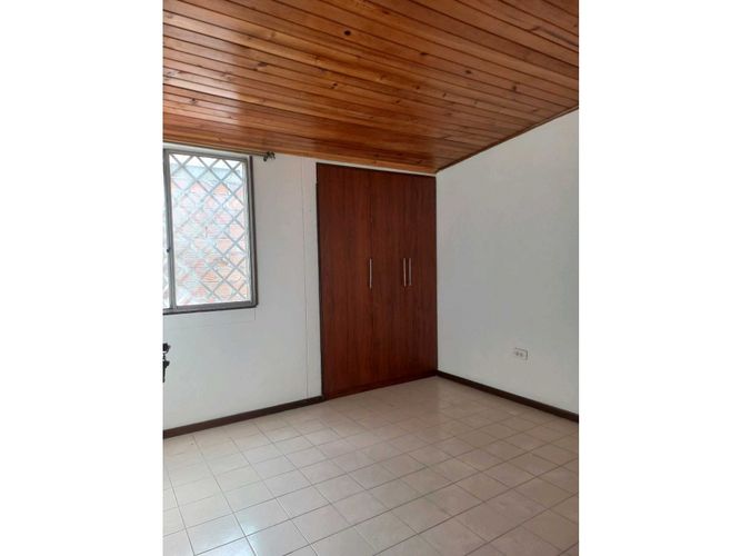 Casa de 4 alcobas en venta en Aguacatal, Cali, 175 m² · foto 4 de 15