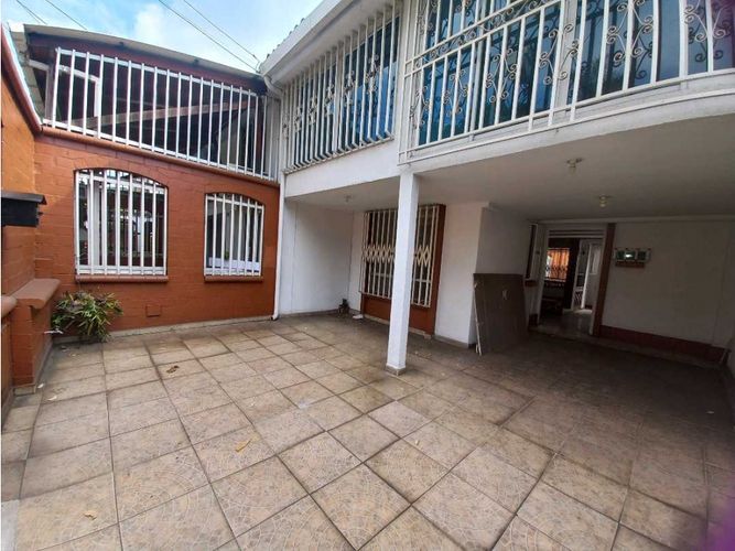 Casa de 4 alcobas en venta en Aguacatal, Cali, 175 m² · foto 8 de 15