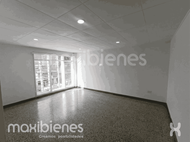 Apartamento de 4 alcobas en arriendo en El Nogal- Los Almendros, Medellín, 260 m² · foto 3 de 12